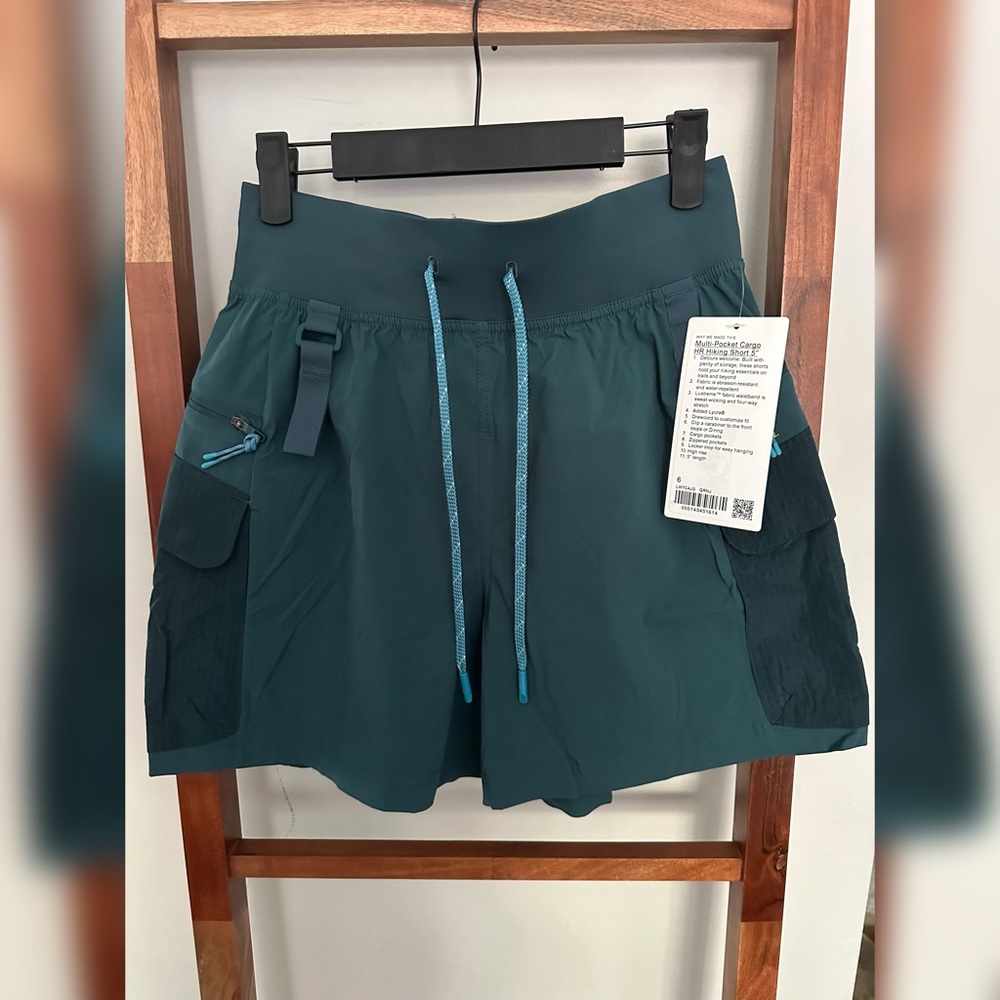 lululemon Multi-Pocket Cargo High-Rise Hiking Short 5” | Size 6 | Green Jasper